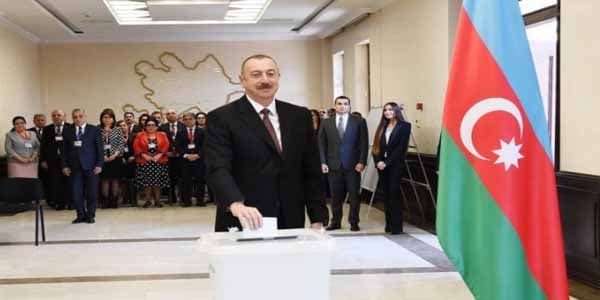 Leyla Əliyeva atasını belə təbrik etdi (FOTO)