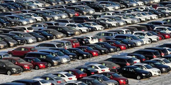 Bu il ölkəyə avtomobil idxalı 2,4 dəfə artıb
