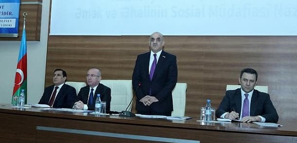 Səlim Müslümov: "Prezidentin fərmanı 8800 nəfərə şamil ediləcək"
