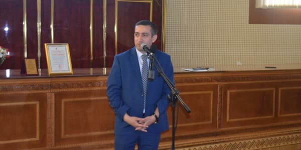 Qızıl adam və ya Ələmdar Cabbarlının "Qızıl"ı