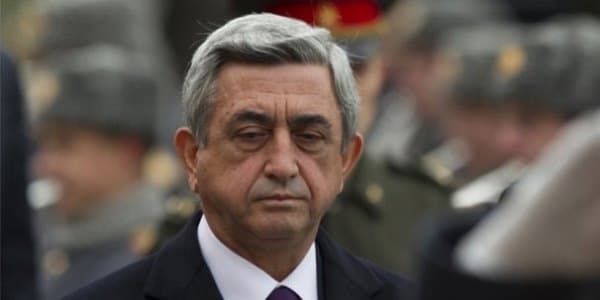 Sarkisyan istefa verdi