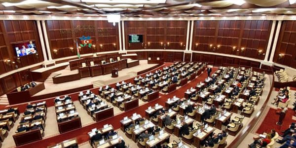 Milli Məclisin daha bir neçə deputatına yüksək vəzifə verilə bilər 