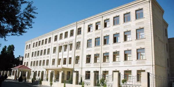 Yeni nazir məktəb direktoru ilə müavini işdən qovdu