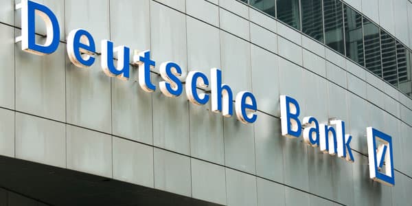 Kriptovalyuta birjası 150 illik tarixi olan bankdan çox pul qazanır