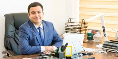 İntellektual, yoxsa erudit?