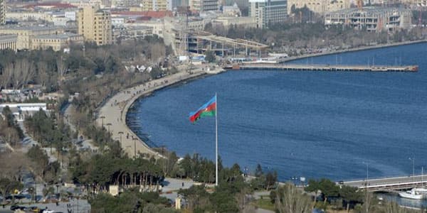 Tanınmış memardan həyacan təbili: "Abşeron yarımadası çat verə bilər"