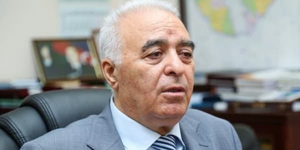“Deputatın normal əmək haqqı olmalıdır ki, özünə kostyum alıb geyinsin” - Millət vəkili