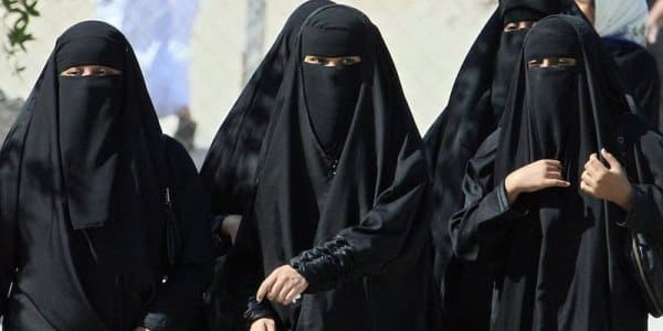 Səudiyyədən ilk qadın attaşe