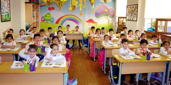 İbtidai siniflərin əlavə yaz tətili başa çatıb