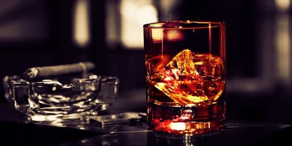 Bakıda içki və tütün bahalaşıb