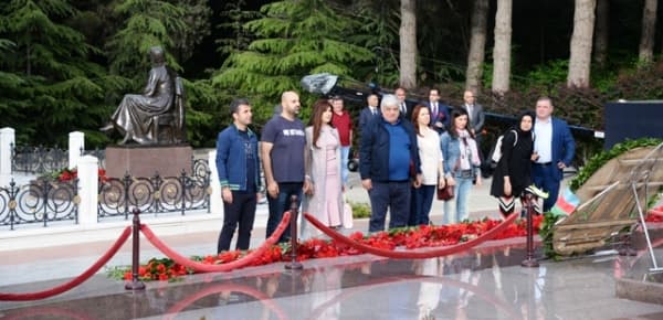 İzmit bələdiyyəsinin nümayəndə heyəti Bakıya gəlib (FOTOLAR)
