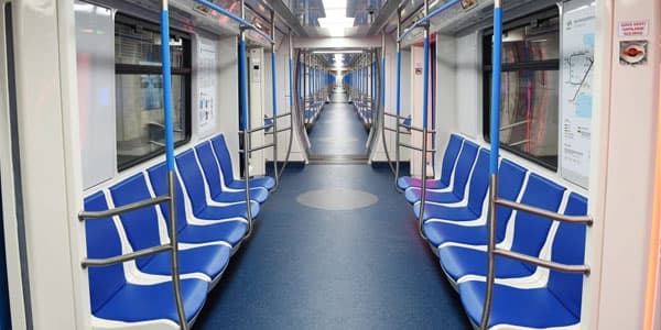 Bakıya daha bir metro qatarı gətirildi