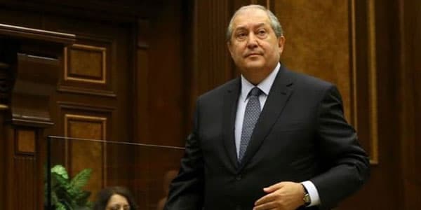 Ermənistanda 9 yeni nazir təyin edildi (SİYAHI)