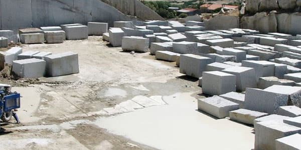 Azərbaycanda 250 daş karxanasının fəaliyyəti dayandırıldı