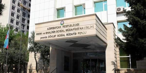 İmişli DSMF-də qalmaqal: Müdir işçiyə külqabı atdı, nazirə teleqram vuruldu