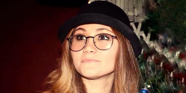 152 gündən sonra tapılan Fəridənin ürəkdağlayan şeiri: "Bir qızım olsun..."