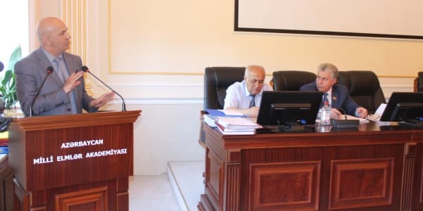 Tarix İnstitutunda Zəngəzur tarixi ilə bağlı dissertasiya müdafiə olunub