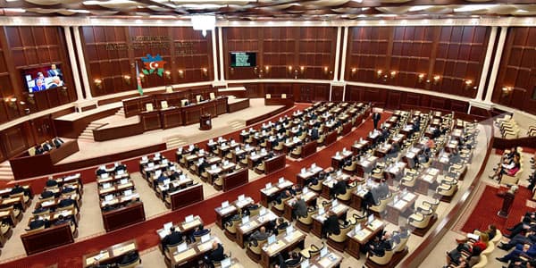 Dövlət büdcəsinin icrası ilə bağlı qanun layihəsi Milli Məclisdə