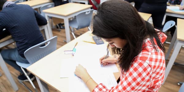Abituriyentləri imtahan həyacanından necə qorumaq olar?