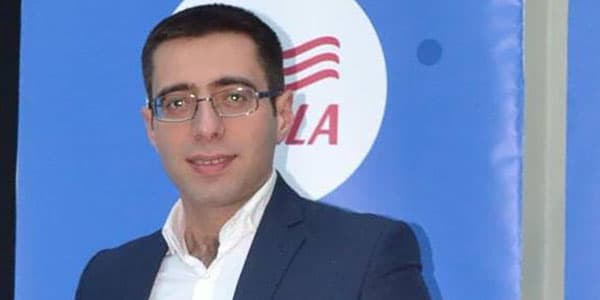 Niyə qadınlar daha çox falçı yanına gedir