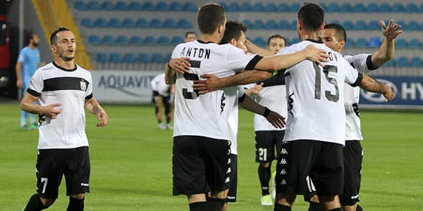 "Neftçi" Azərbaycan çempionatının bürünc medallarını qazandı