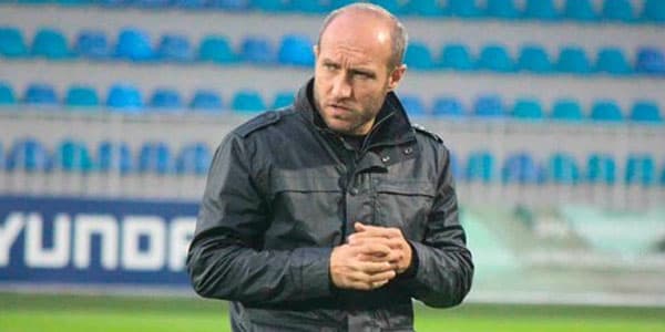 "Sumqayıt" klubunun baş məşqçisi istefa verdi