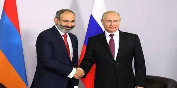 Paşinyan: Putinlə Qarabağı müzakirə etmişik
