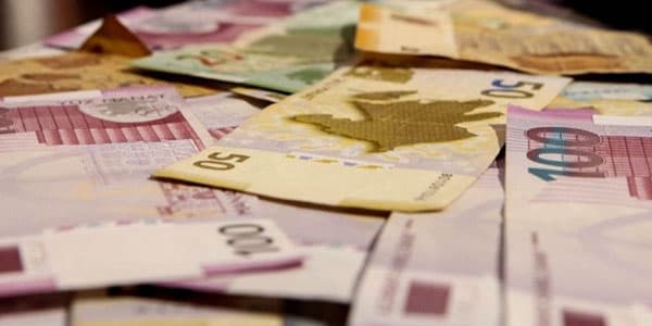 Dövlət büdcəsində 1 milyard 78 milyon manat kəsir yaranıb