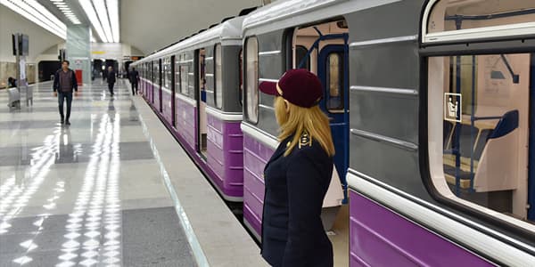 Bu metro stansiyasının adı dəyişdirilə bilər (TƏKLİF)
