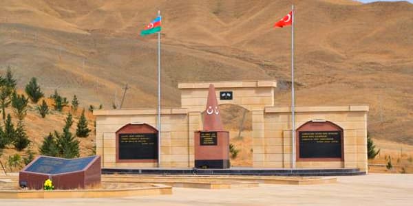 Tarixə baxış: Azərbaycan üçün şəhid olan türk əsgərləri