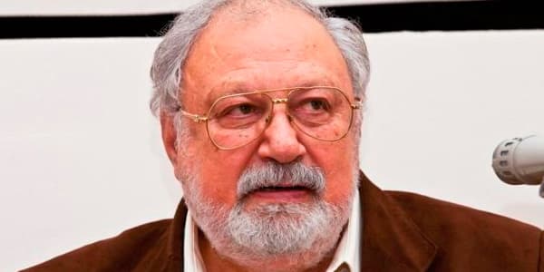 Prezidentə müraciət: İbrahimbəyov fəxri adlarından məhrum edilə bilər