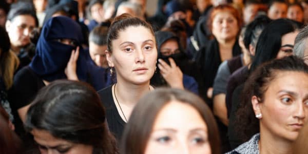 Əfvə düşən qadınlar azadlıqda: 8 qadın evə buraxıldı (FOTOLAR)