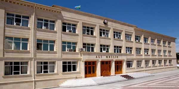 Azərbaycanda daha bir yüksək rütbəli məmur vəzifəsindən azad olundu 