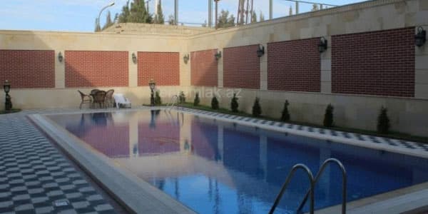 Bakıda ilginc hadisə: milyonluq villa 1 manata satılır? (FOTOLAR)
