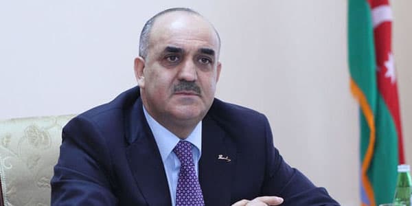 Nazir Səlim Müslümovun işdən çıxartdığı müdiri geri qaytardı