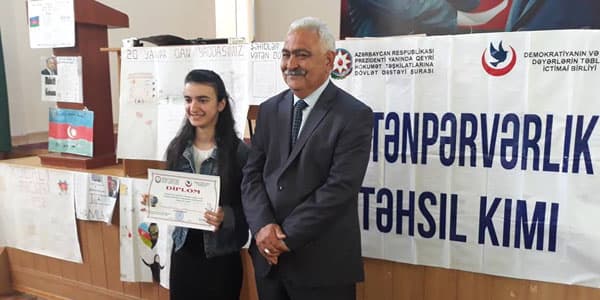 Əli Cəfərov: "Biz öz müstəqilliyimizi elan etdik və müstəqil bir dövlət kimi dünyaya öz varlığımızı təstiq etdik"