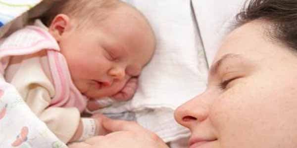 Azərbaycanda nikahsız qadınlar tərəfindən doğulan uşaqların sayı azalıb