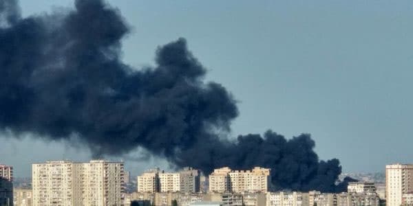 Bakıda güclü yanğın baş verib (YENİLƏNİB/FOTO)