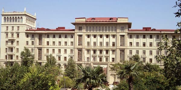 Nazirlər Kabinetində dəyişiklik: şöbələrin sayı azaldıldı
