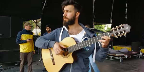 Çingiz Mustafayevdən yeni layihə: Gəzirəm ki, göstərim (FOTO/VİDEO)
