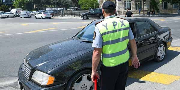 Yol polislərinə "daha çox yaz, daha çox qazan" imkanı və 5 min manatadək aylıq qazanc