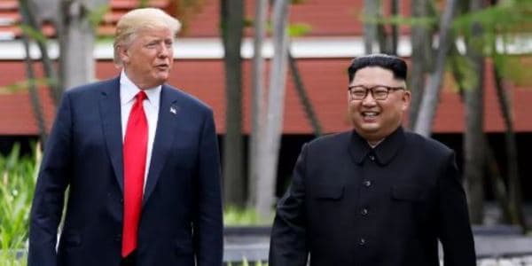 Tarixi görüş baş tutdu: Trampla Kim bir arada (FOTO/VİDEO)