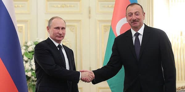 İlham Əliyev Putinlə görüşdü (FOTOLAR/YENİLƏNİB)
