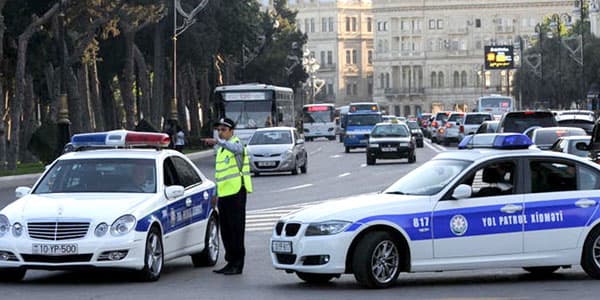 Polis "Son zəng"lə bağlı sürücü və piyadalara xəbərdarlıq etdi