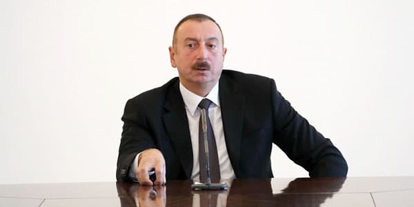 İlham Əliyev Moskvada Paşinyanla tanış oldu