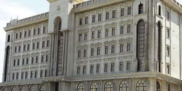 Azərbaycanda əcnəbilərə iş vizasının verilməsi elektronlaşdırılır