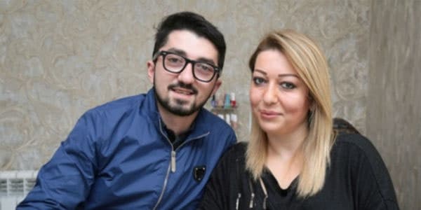 Hüseynin anası Rozanı məhkəməyə verir: "O, kimə güvənir? (VİDEO)