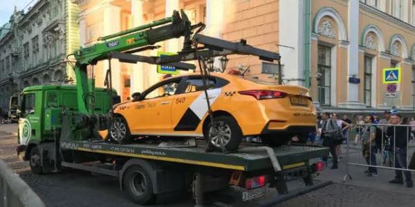 Moskvadakı taksi qəzasında 2 azərbaycanlı yaralanıb (FOTO/VİDEO)