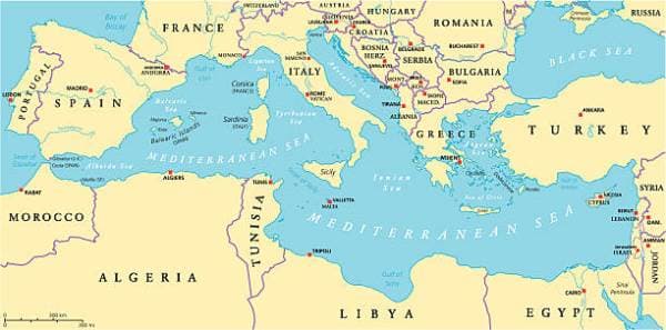 Türk gəmisi Adriatik dənizində qəzaya uğrayır