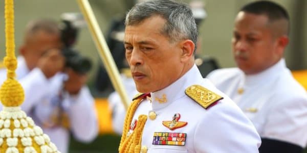Kraldan şok addım: 30 milyardı öz adına keçirdi